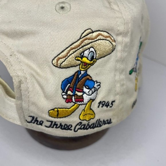 Walt‎ Disney World Donald Ducks Adult Baseball Cap Vintage 1938-Present - Picture 9 of 16
